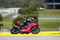 motorbikes;no-limits;peter-wileman-photography;portimao;portugal;trackday-digital-images